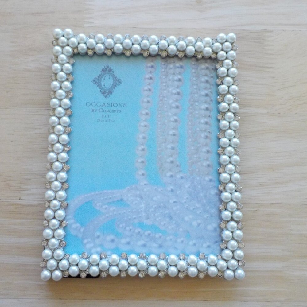 Concepts Picture Frame - Pearl Bling Sparkle - Not Used - Size 5 x 7  (630)